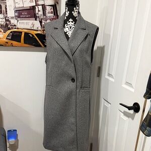 Zara Gray Sleeveless Coat